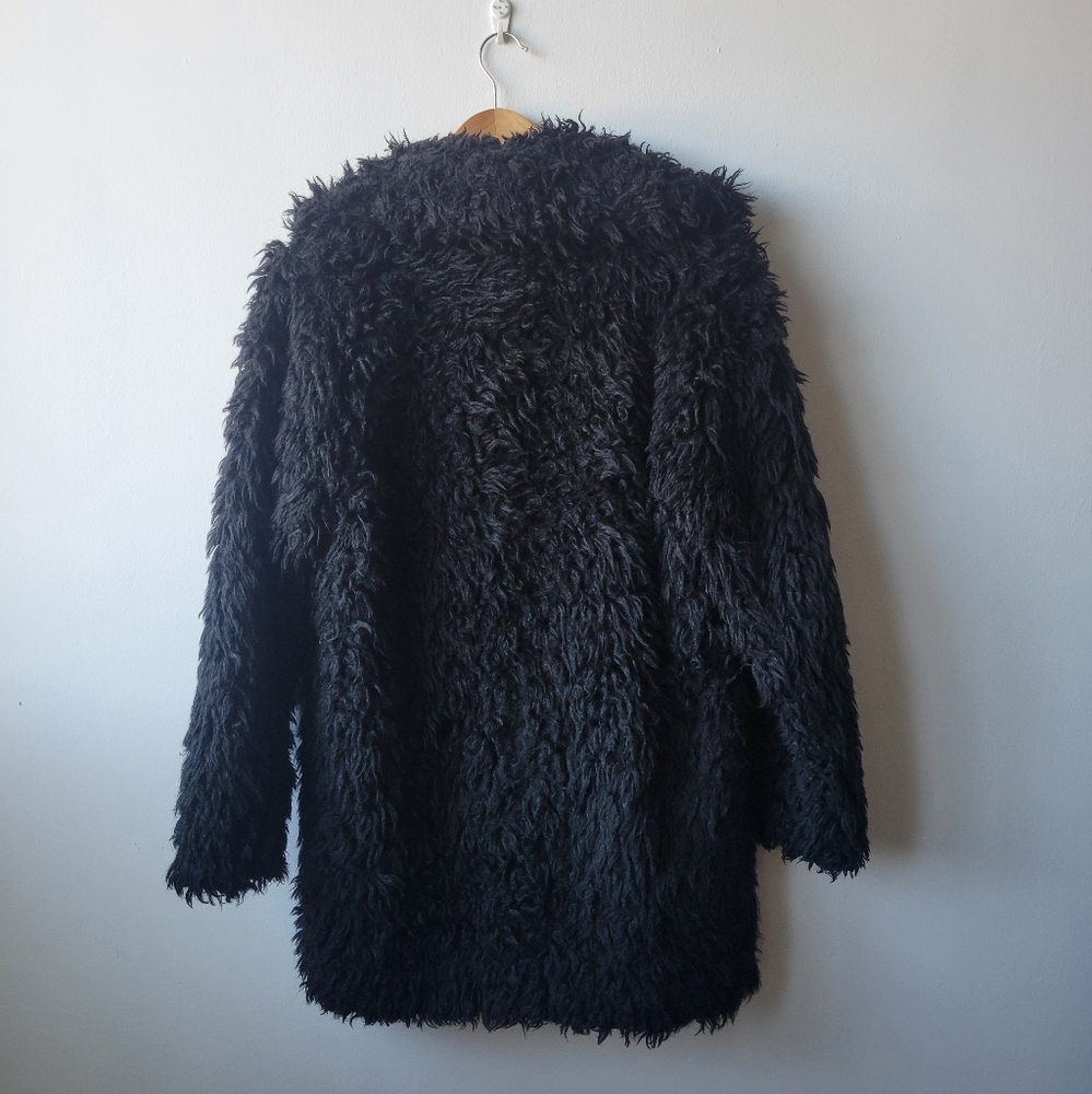 Aritzia (Wilfred) shaggy boho faux fur coat - XS/S - Picture 2 of 6
